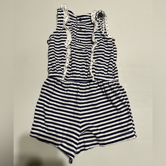 🌟5/$25 Carter’s White and Navy Romper Size 12 Months - Picture 2 of 3